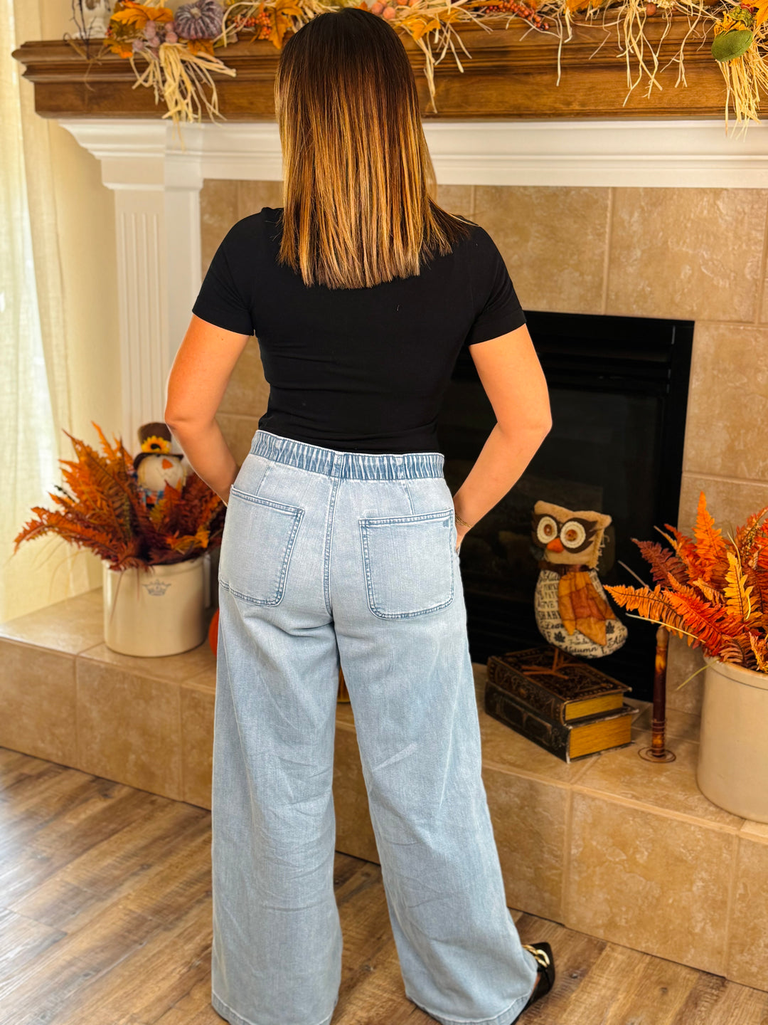 Short Sleeve Waist Length Top - 10 Color Options
