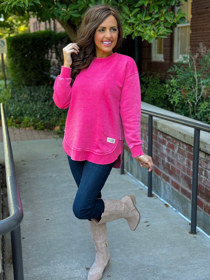 Comfy Round Here Sweatshirt - 2 Color Options