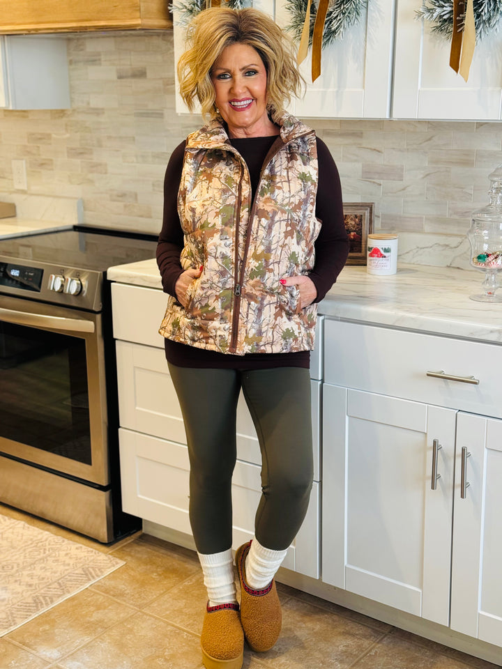 Delilah Puffer Vest- Classic Chloe Camo