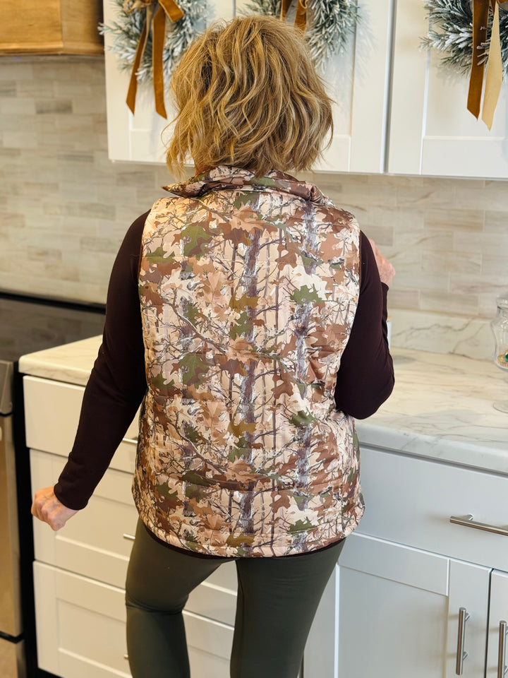 Delilah Puffer Vest- Classic Chloe Camo