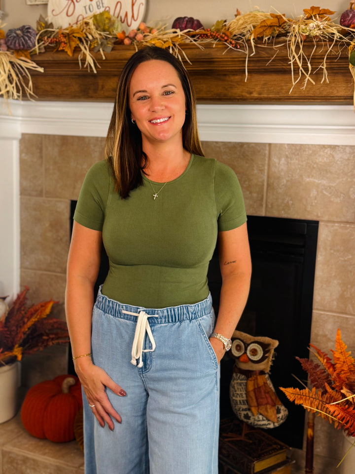 Short Sleeve Waist Length Top - 10 Color Options