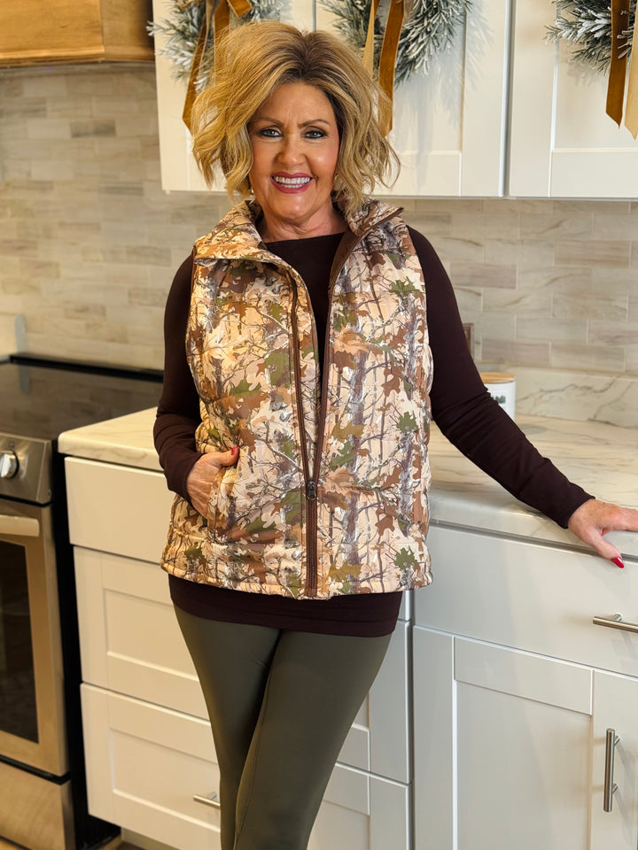 Delilah Puffer Vest- Classic Chloe Camo