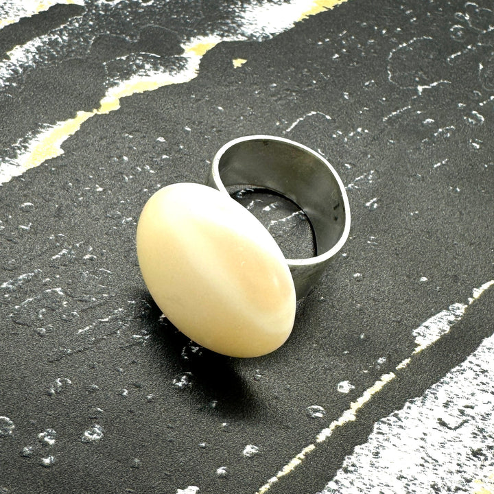 Luster Pearl Resin Cocktail Ring