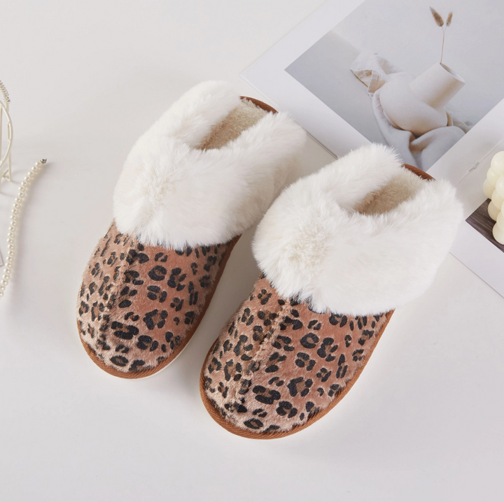 Leopard Faux Fur Lined Cozy Slippers