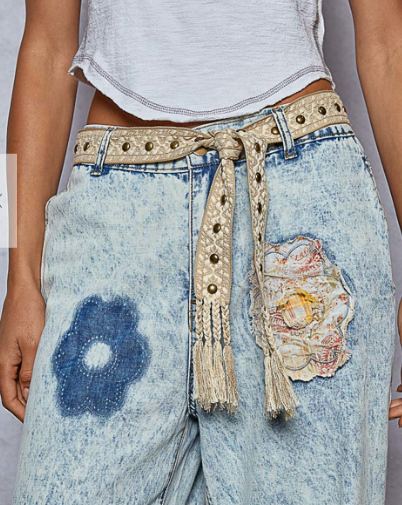 Beige Tassel-Detail Belt w/Stud Details