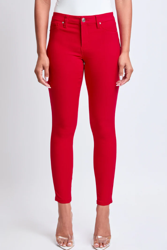 DOORBUSTER: Hyperstretch Mid-Rise Skinny Jean